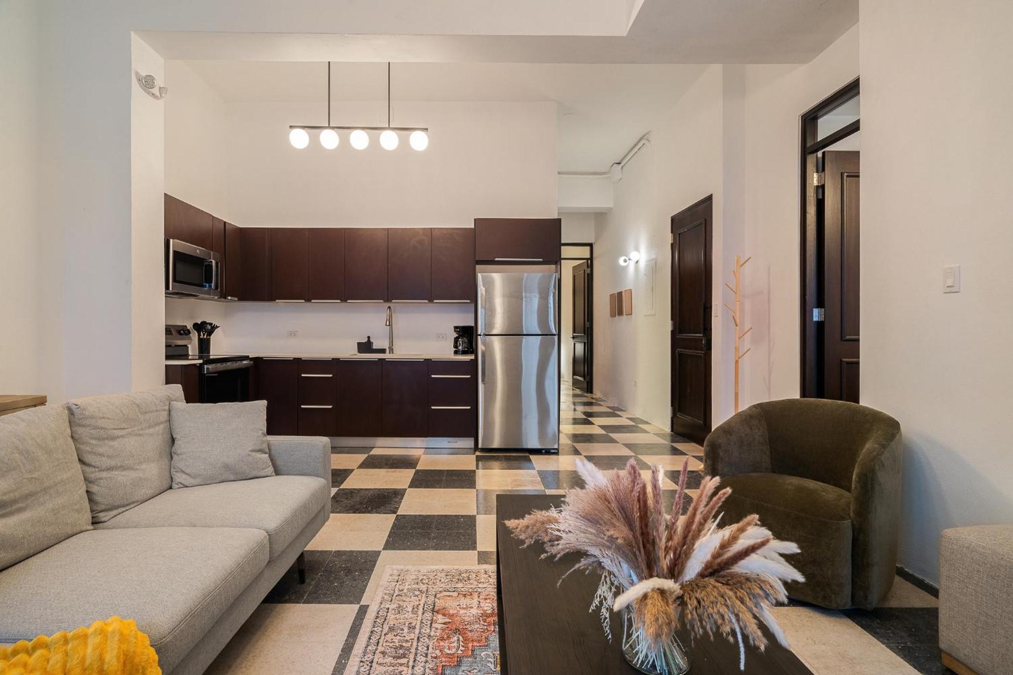 Soho House Private Patio Luxury 2bd * San Juan
