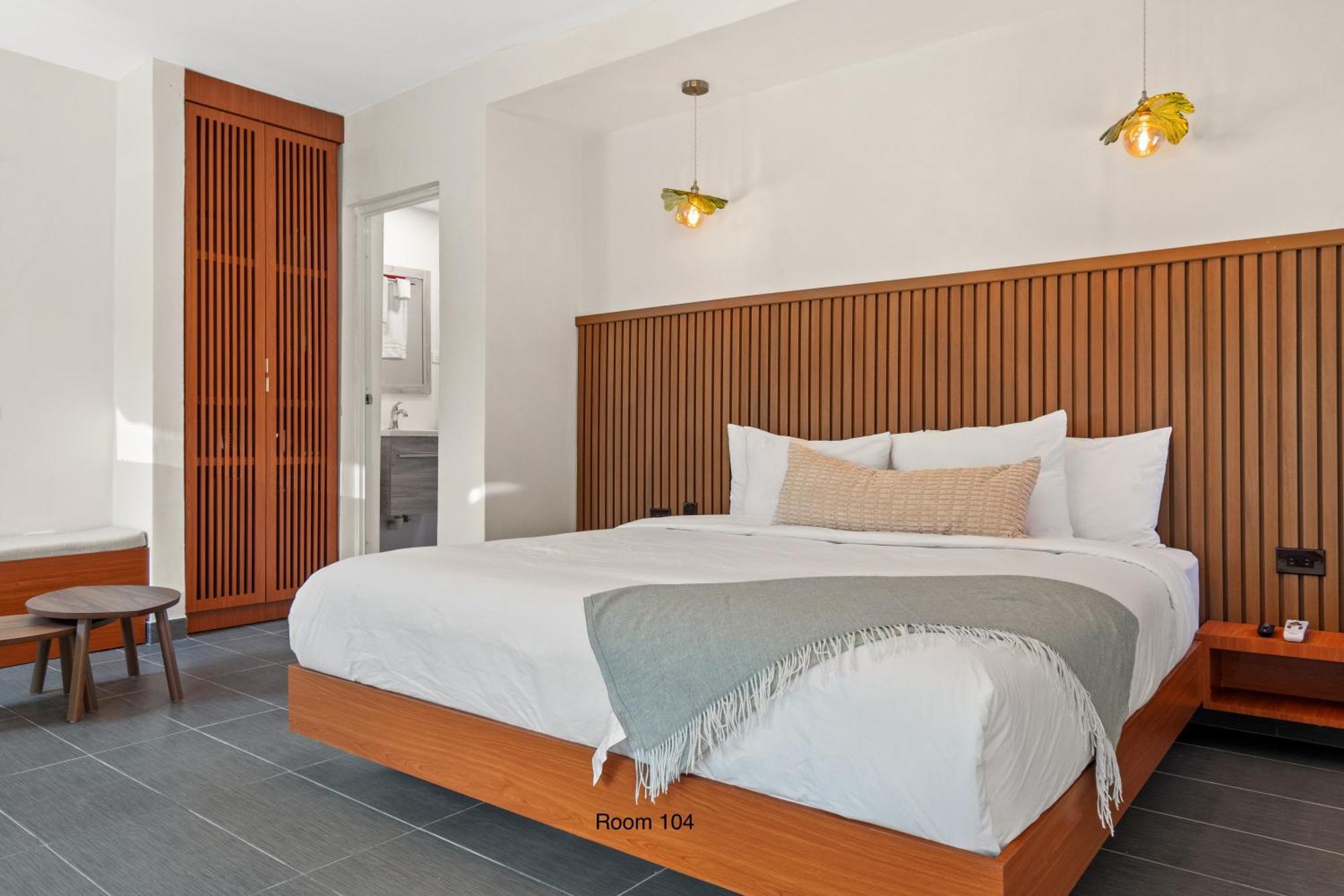 Inn Ayana Pr