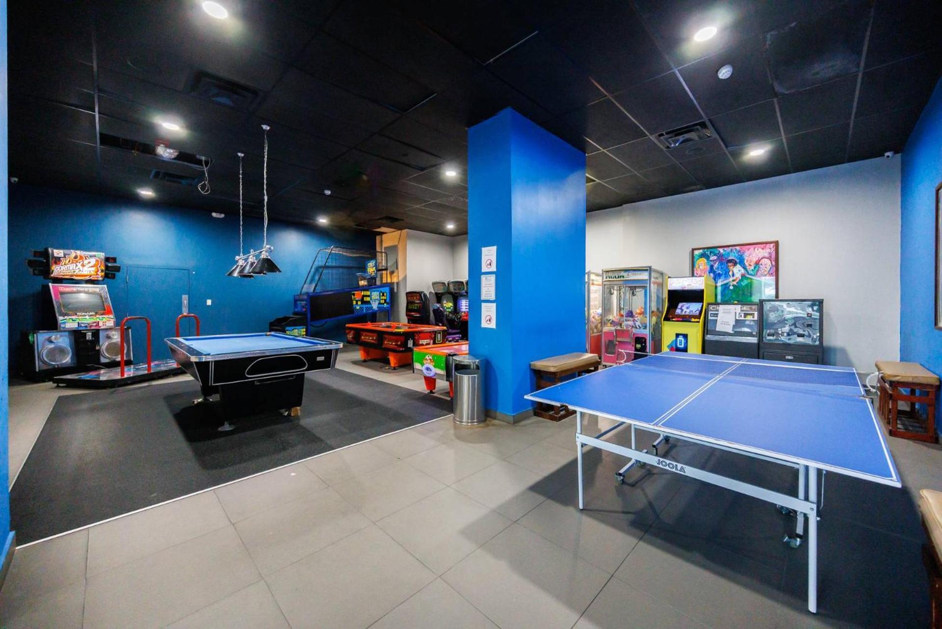 Esj Towers Studio- Access San Juan