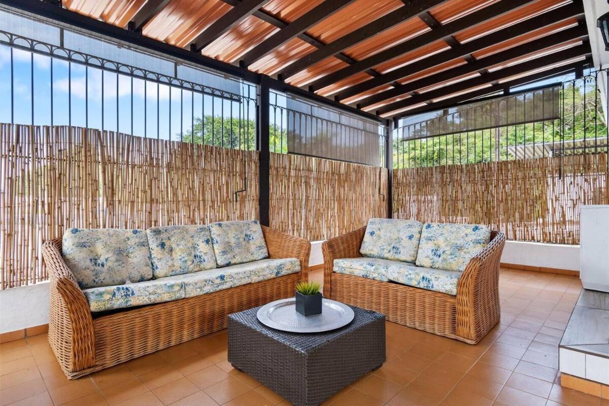 Paceful In Near To The Airport Holiday home *
