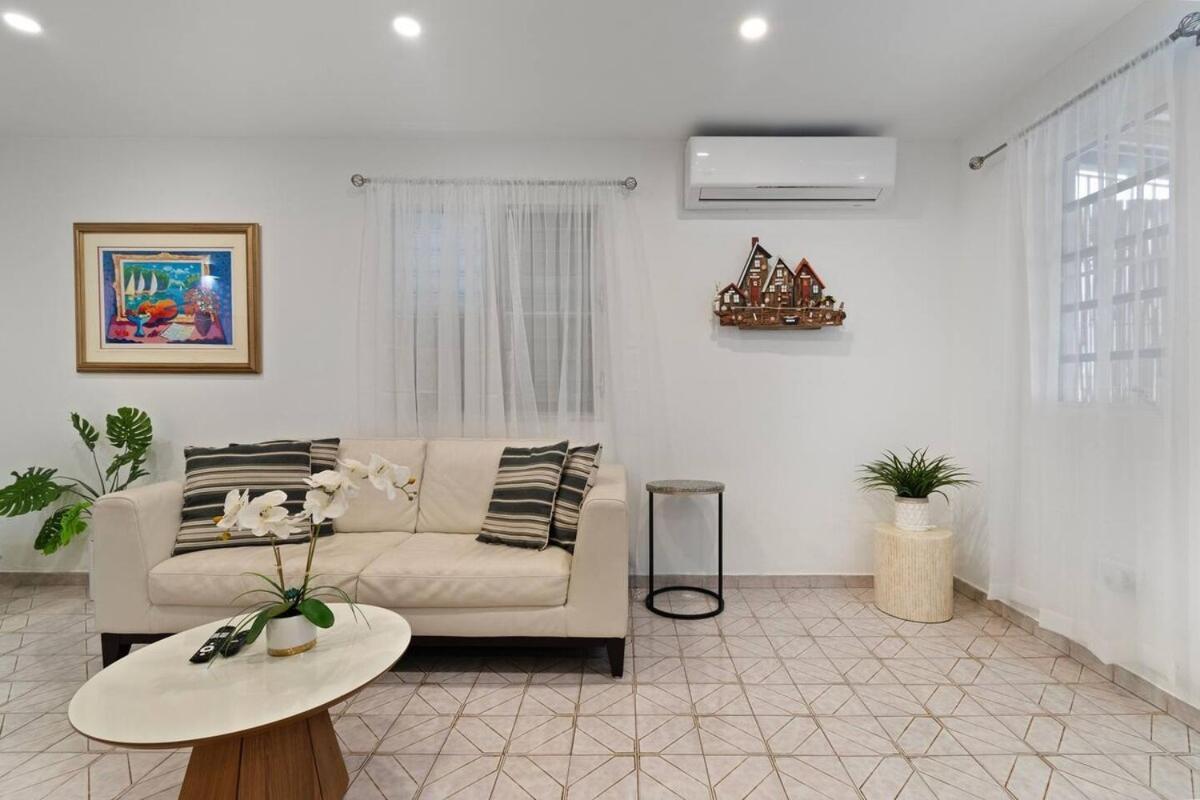 Paceful In Near To The Airport Holiday home