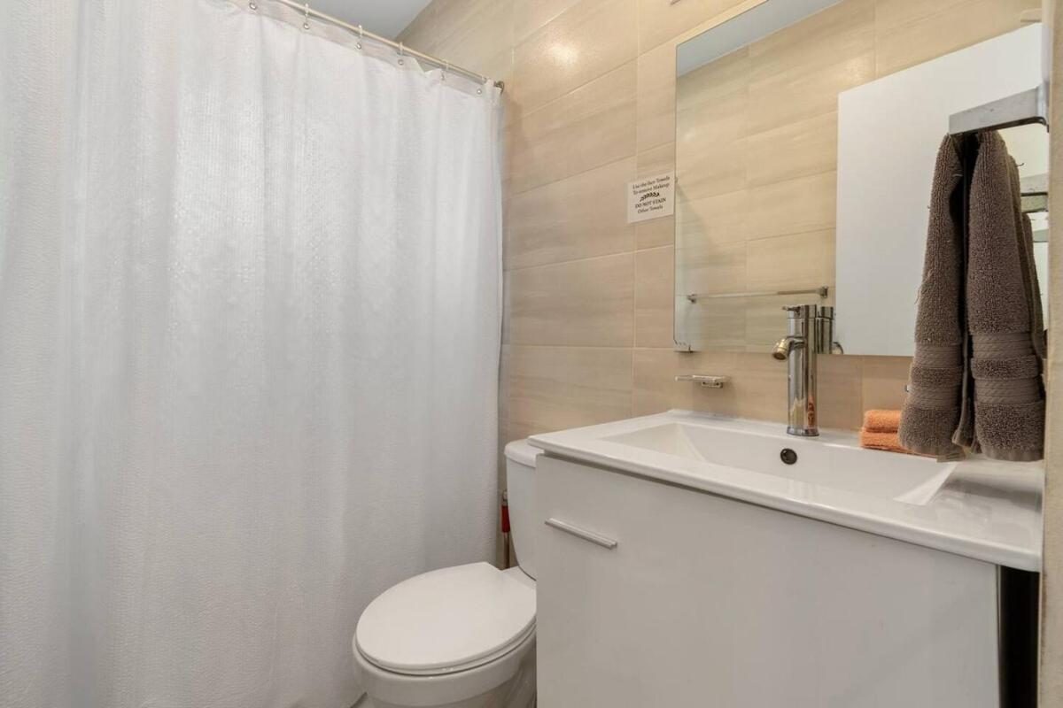 Paceful In Near To The Airport Holiday home *
