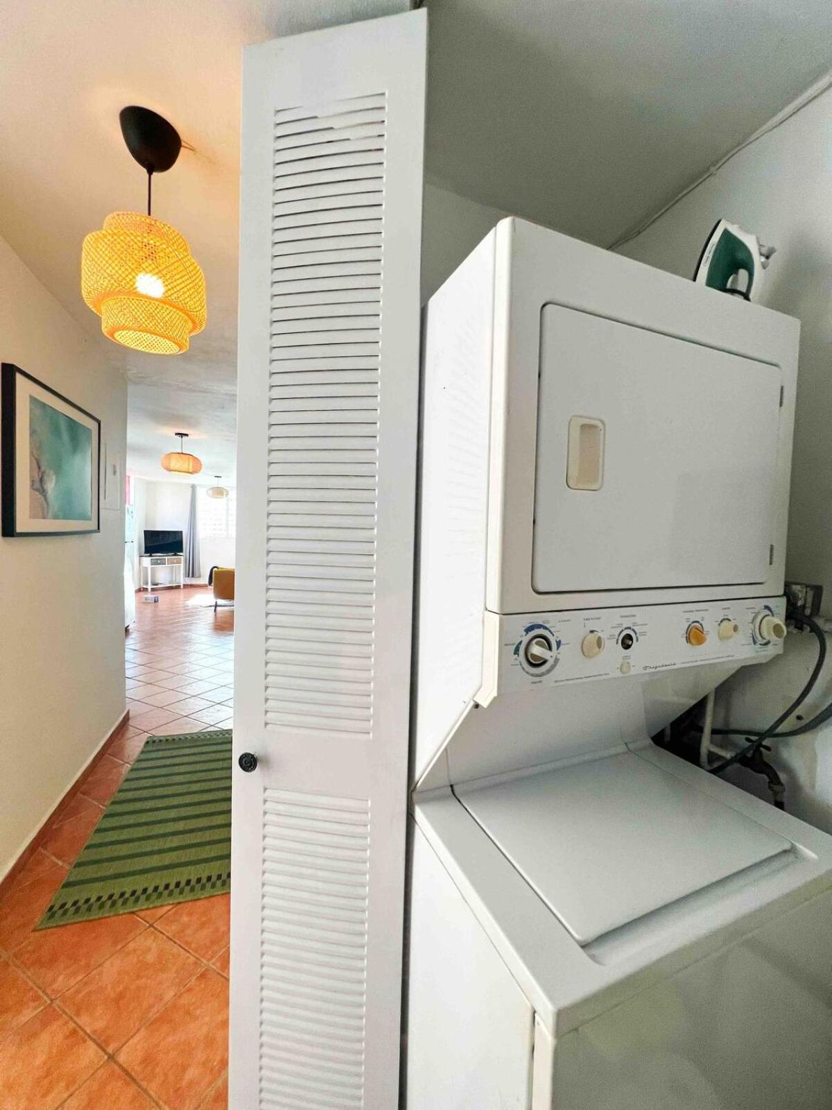 Apartamento Spacious 2br In W Parking Walk To Beach! *
