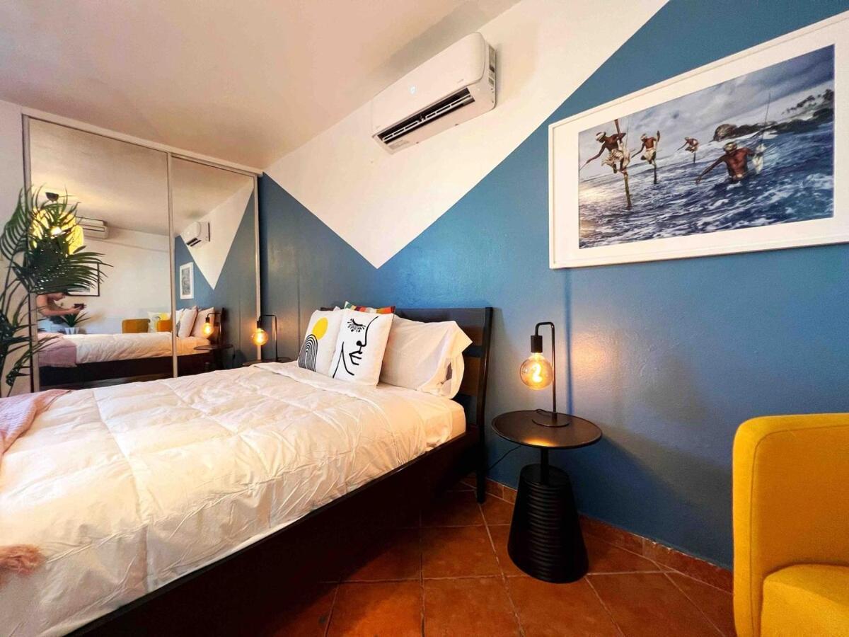 Spacious 2br In W Parking Walk To Beach! San Juan
