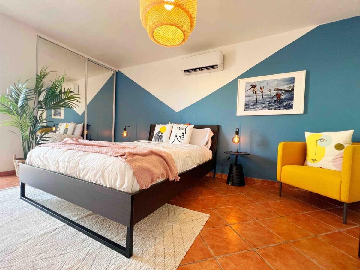 Spacious 2br In W Parking Walk To Beach! San Juan