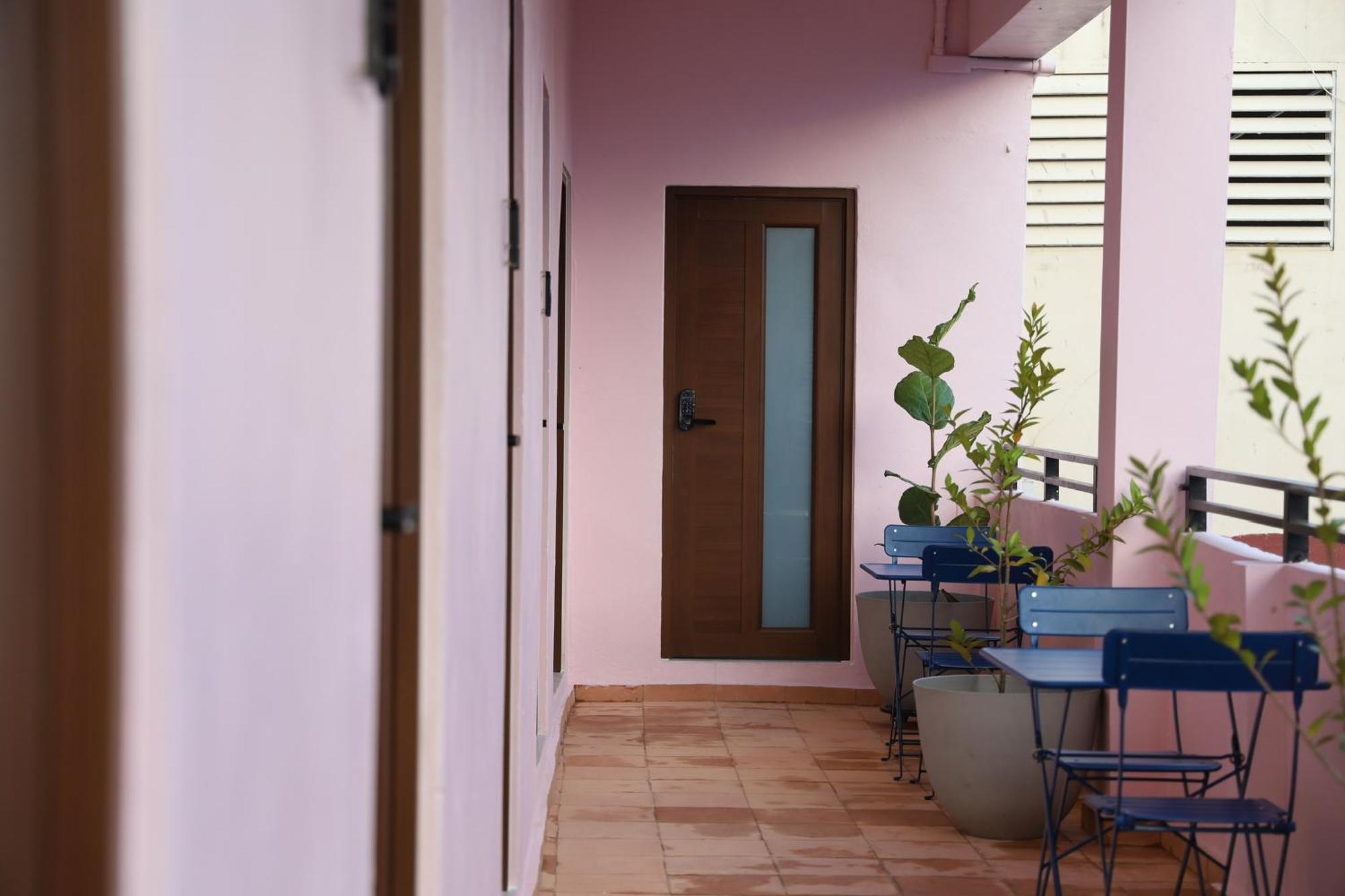Hotel 5 Relaxed Haven In Santurce