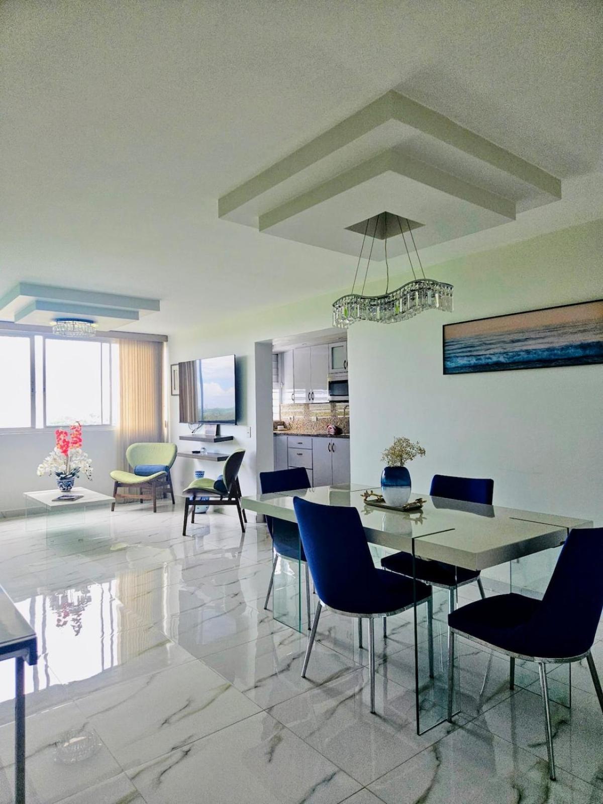 With A Panoramic View Apartamento