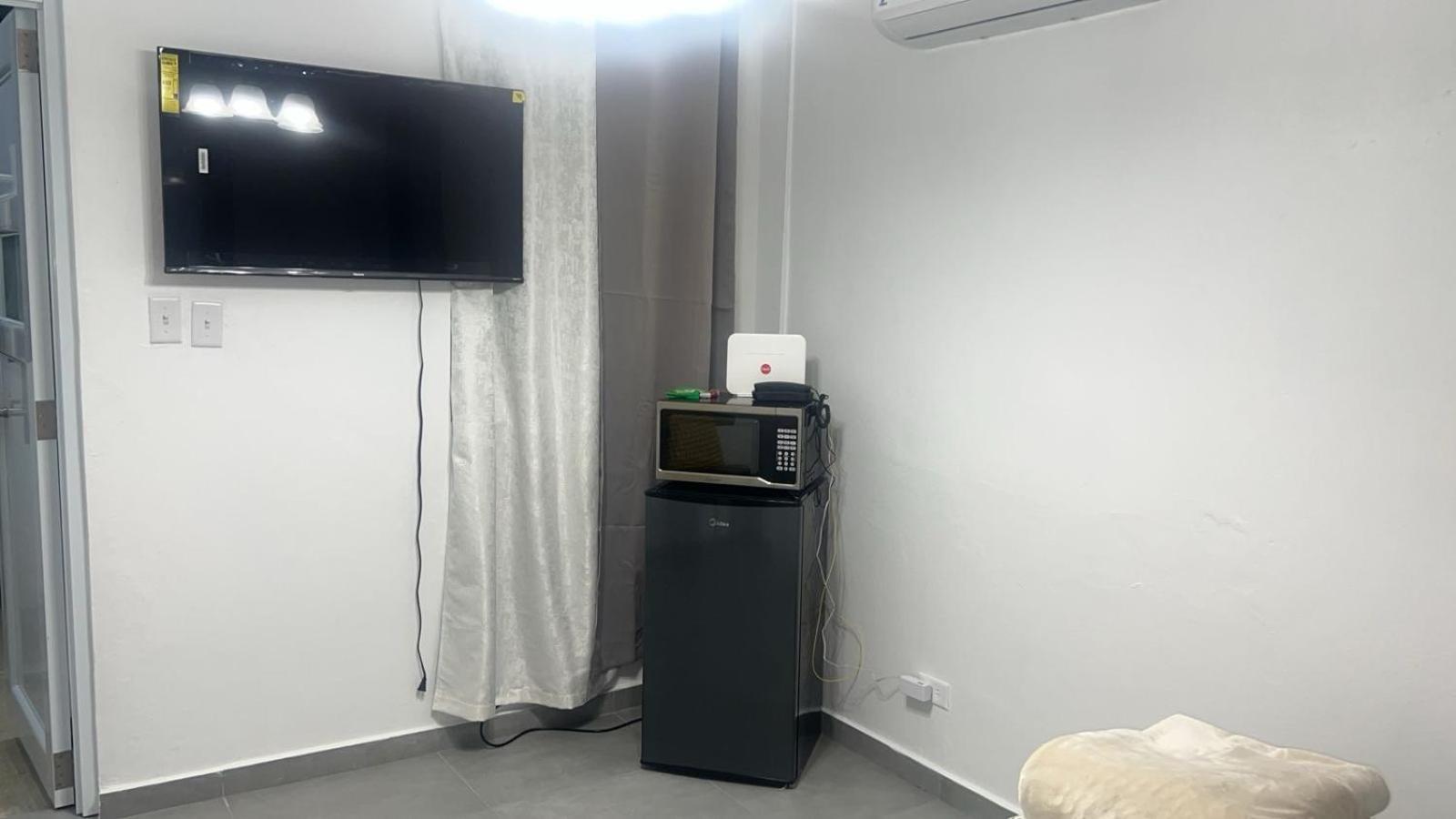 Aneudy Guest house