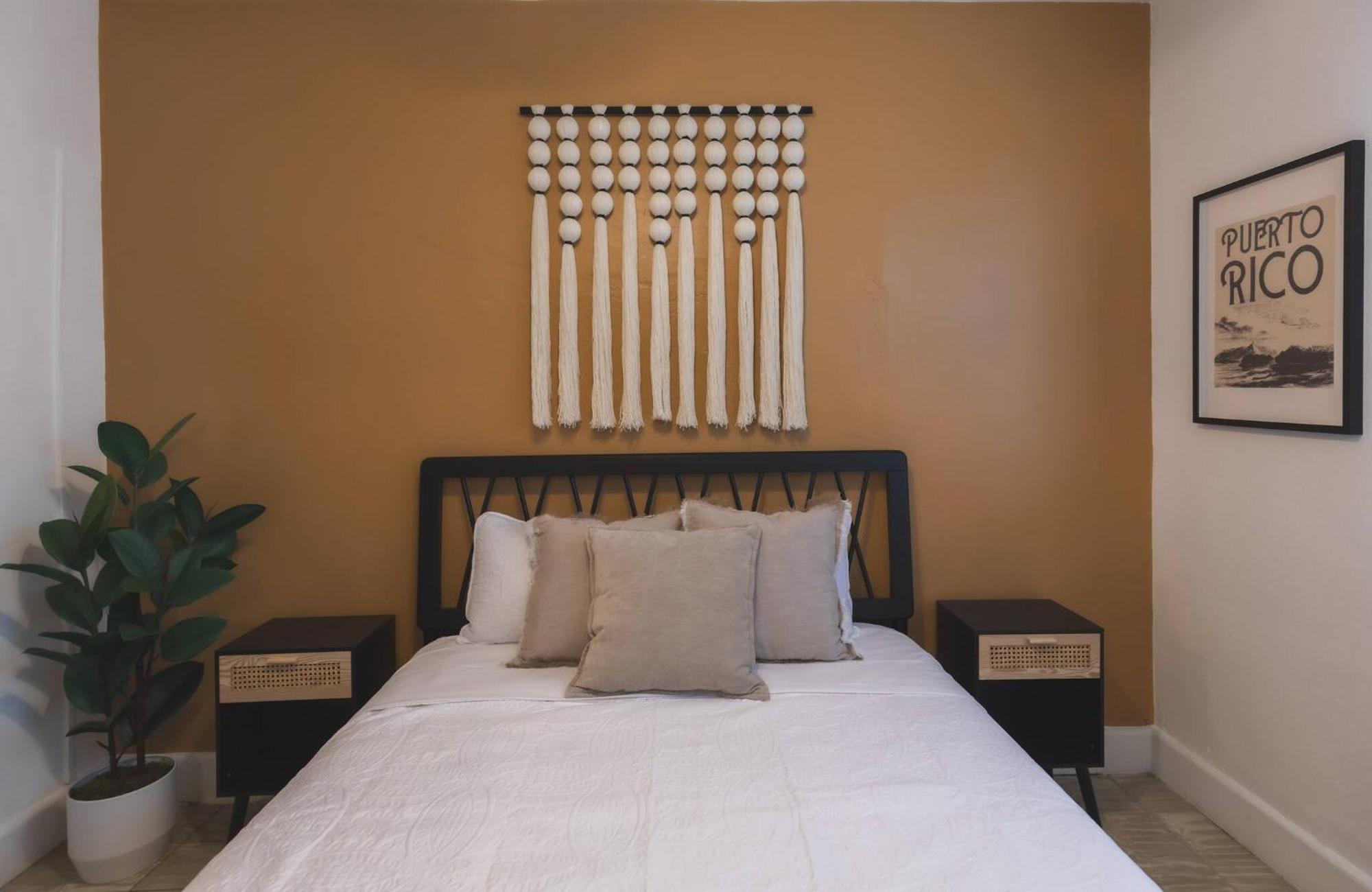 Prime Near Beach, Dining & Nightlife! San Juan