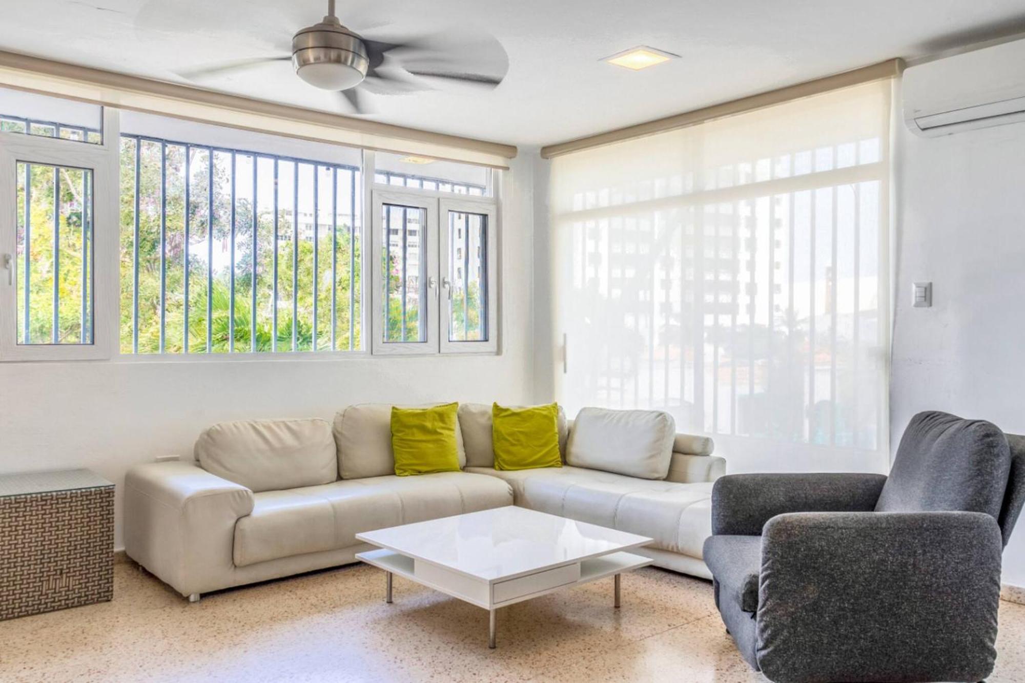 Steps To Ocean Park | Terrace | Parking Apartamento