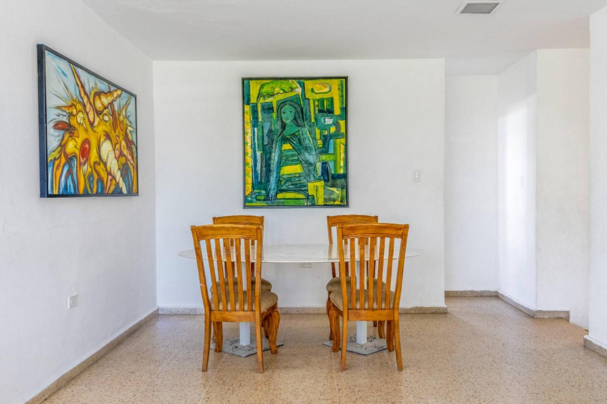Steps To Ocean Park | Terrace | Parking Apartamento