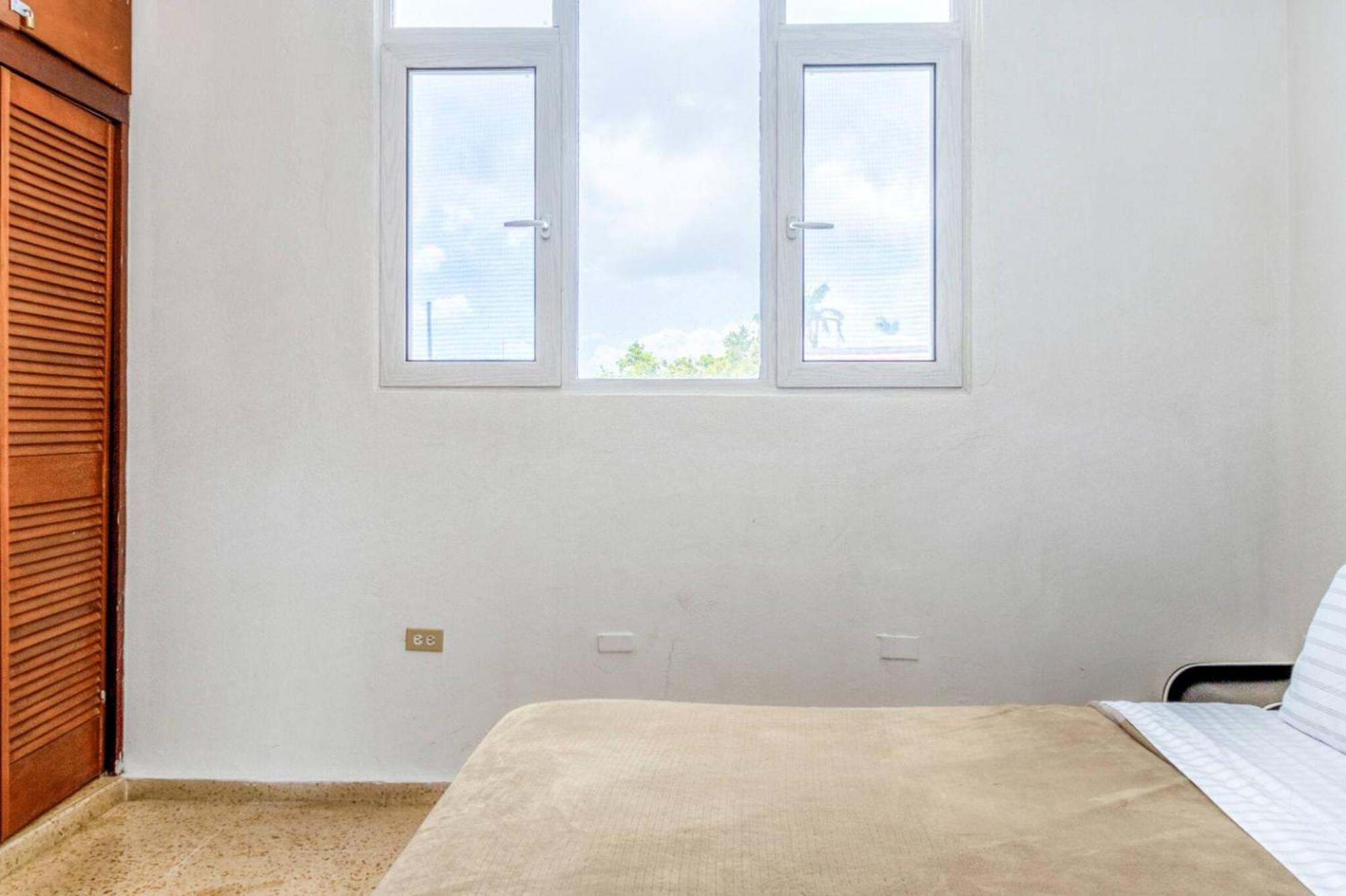 Steps To Ocean Park | Terrace | Parking Apartamento