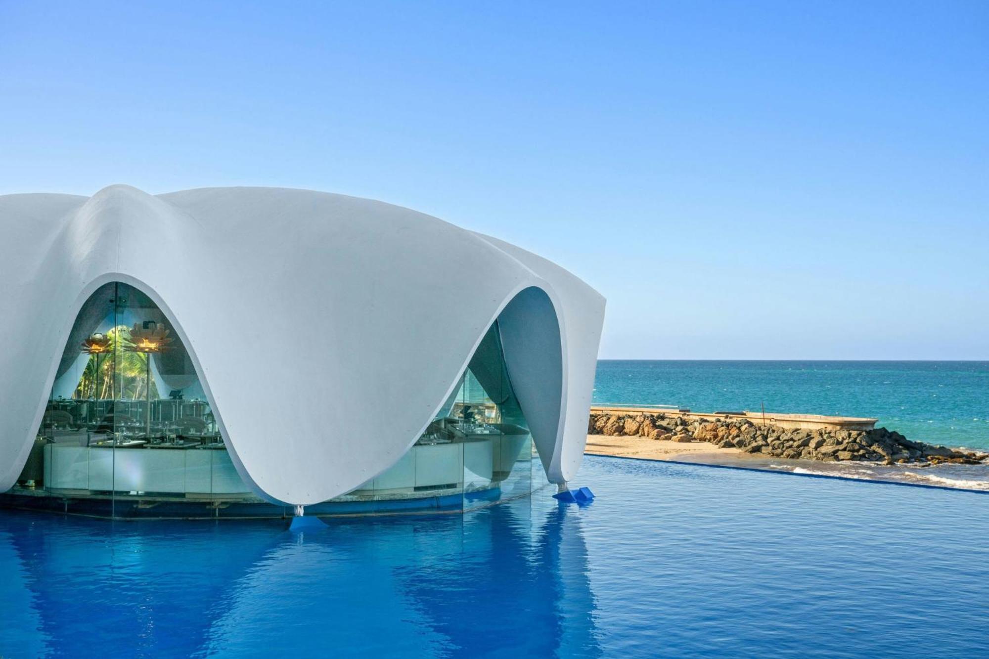 Hotel La Concha Resort, Puerto Rico, Autograph Collection 4*