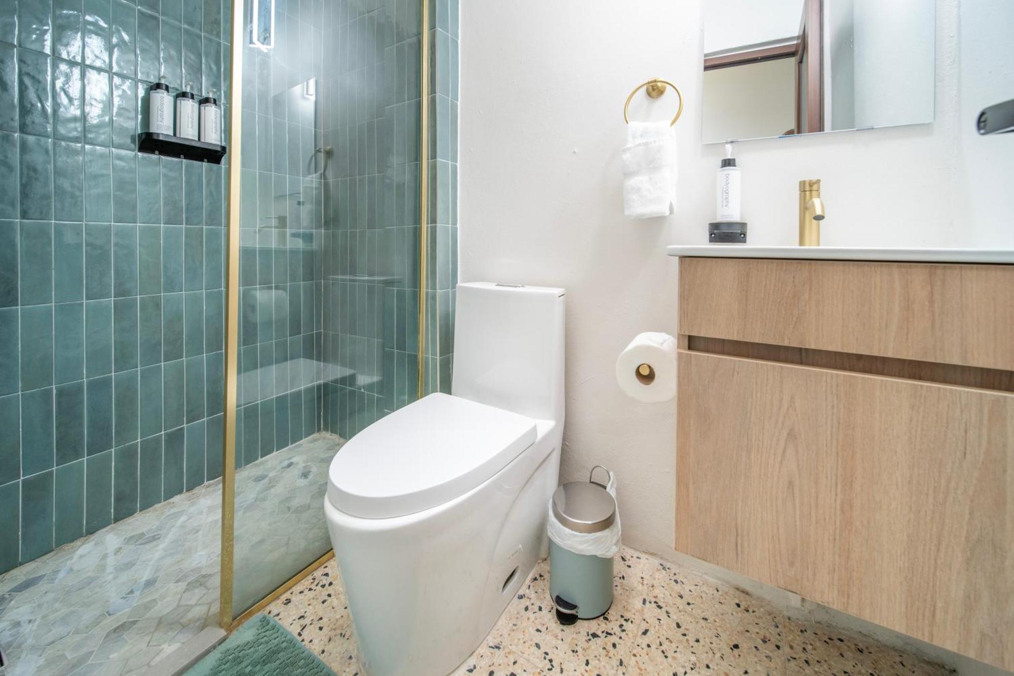 10 Cozy Urban Hideaway In Arts District
