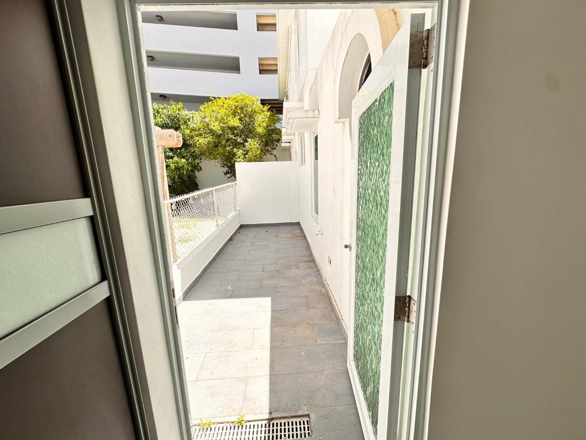 1120 Vieques By With Bear