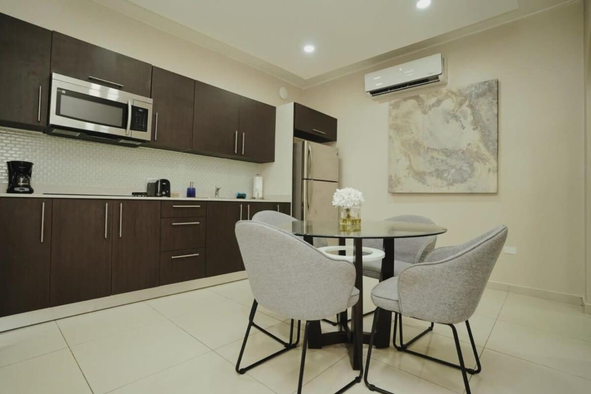 1120 Vieques By With Bear *