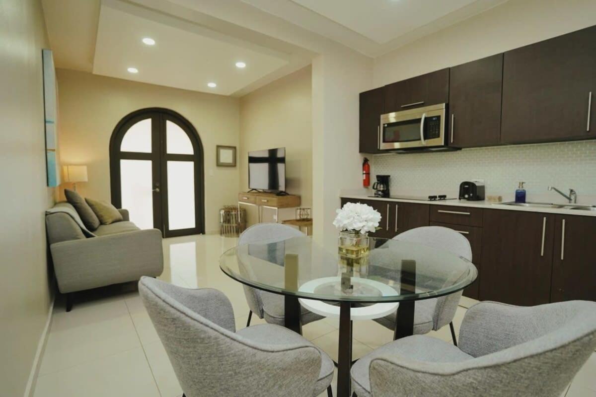 1120 Vieques By With Bear *