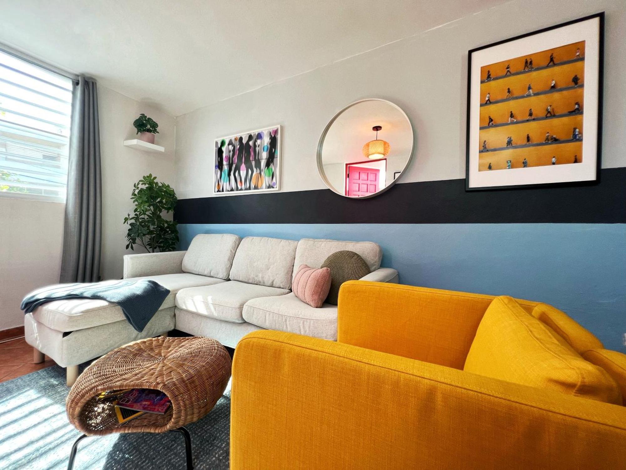 Spacious 2 Bedroom In San Juan+parking - Steps To Сasa de vacaciones