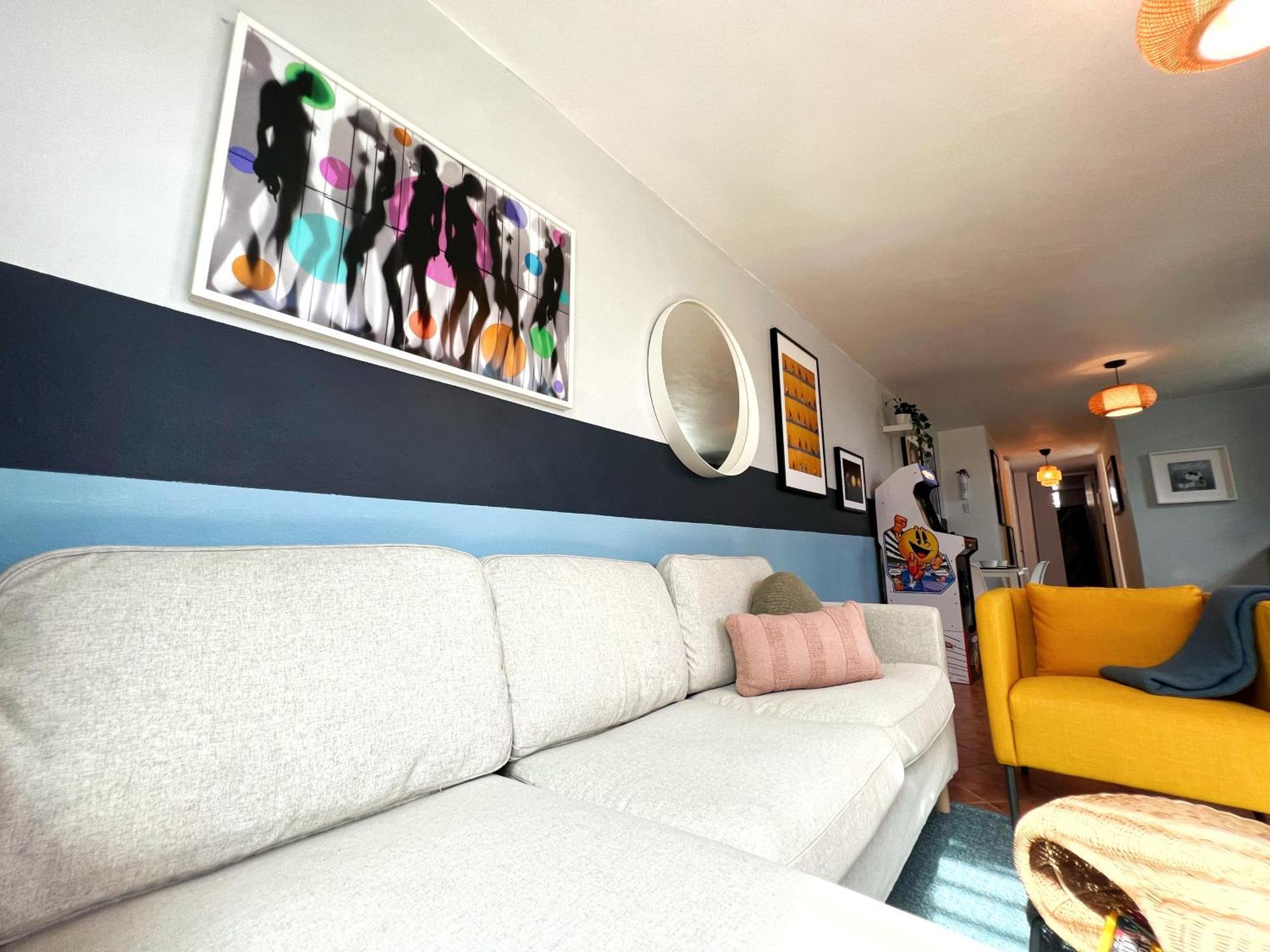 Spacious 2 Bedroom In San Juan+parking - Steps To Сasa de vacaciones San Juan