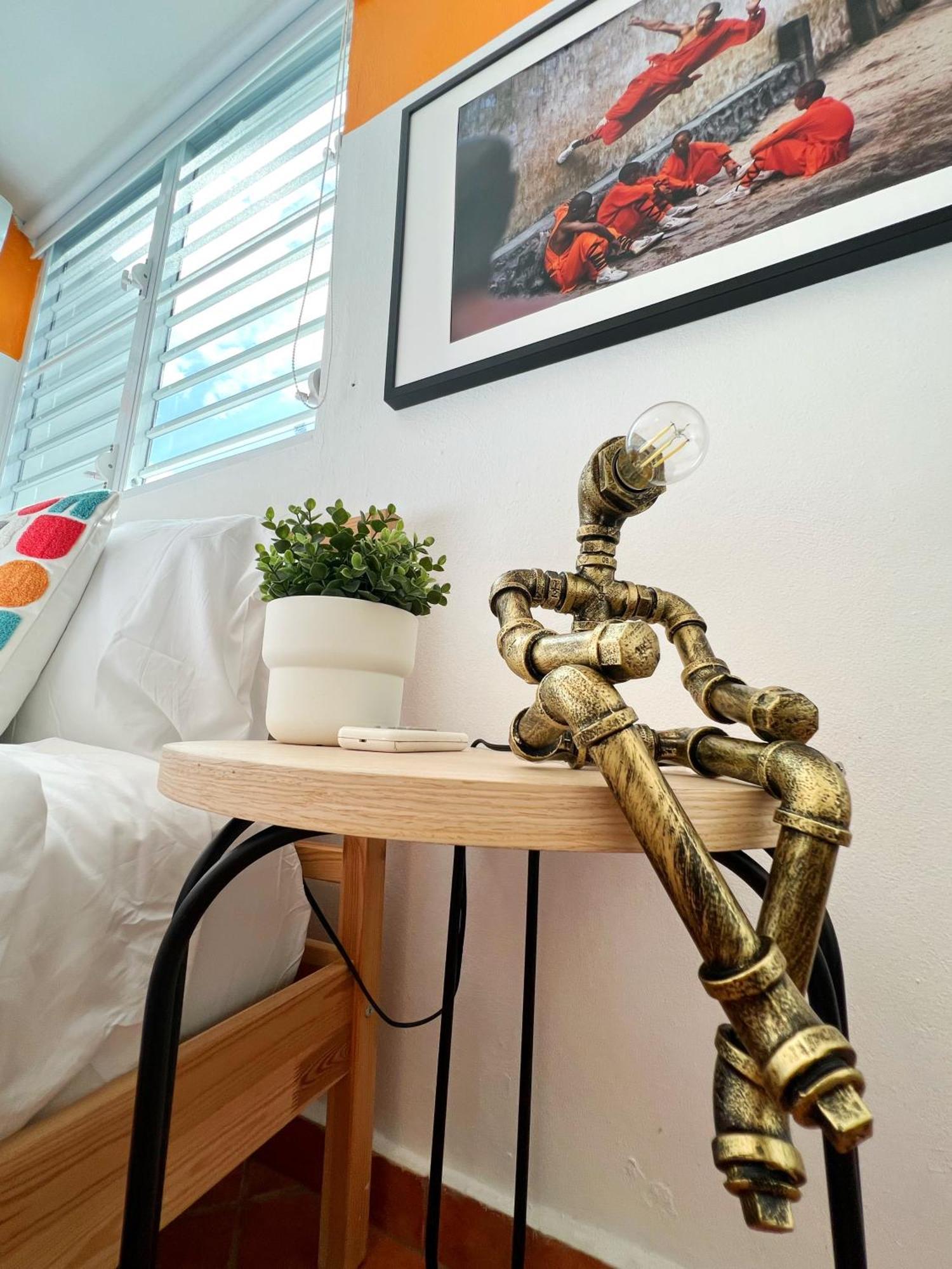 Сasa de vacaciones Spacious 2 Bedroom In San Juan+parking - Steps To