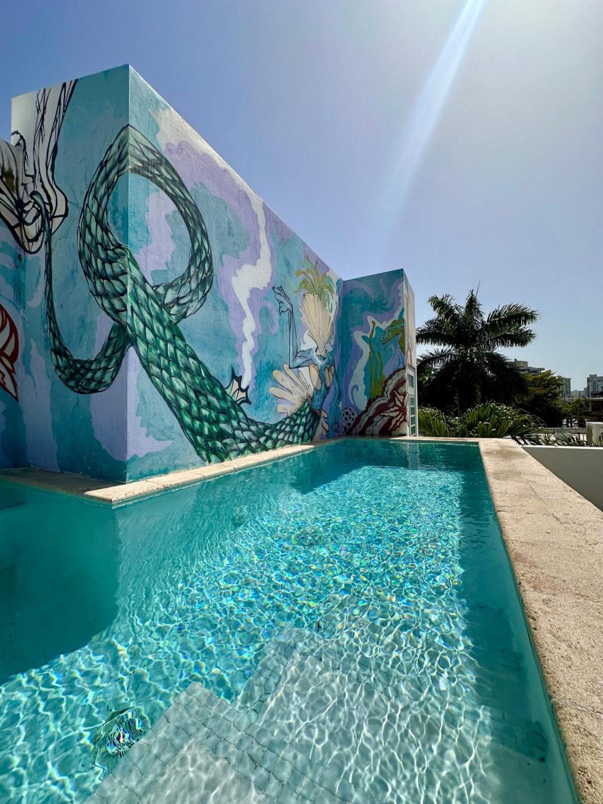 Holiday home Estrella Urban Oasis Private Rooftop Pool And Patio