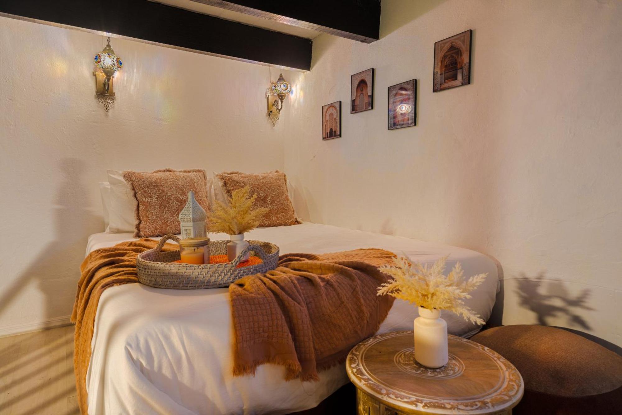 The Dream Of Old Apartment