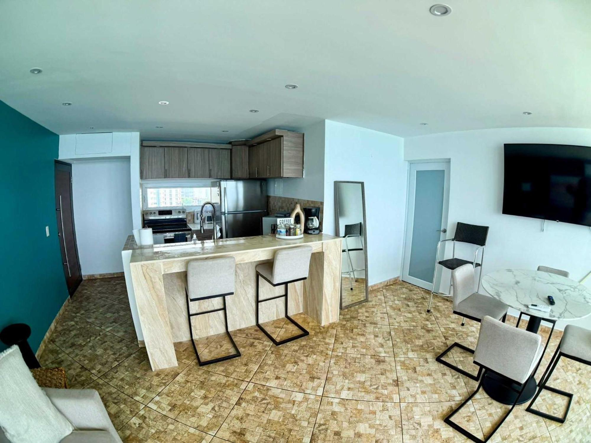 Condado Beachfront- Perfect For Families! San Juan