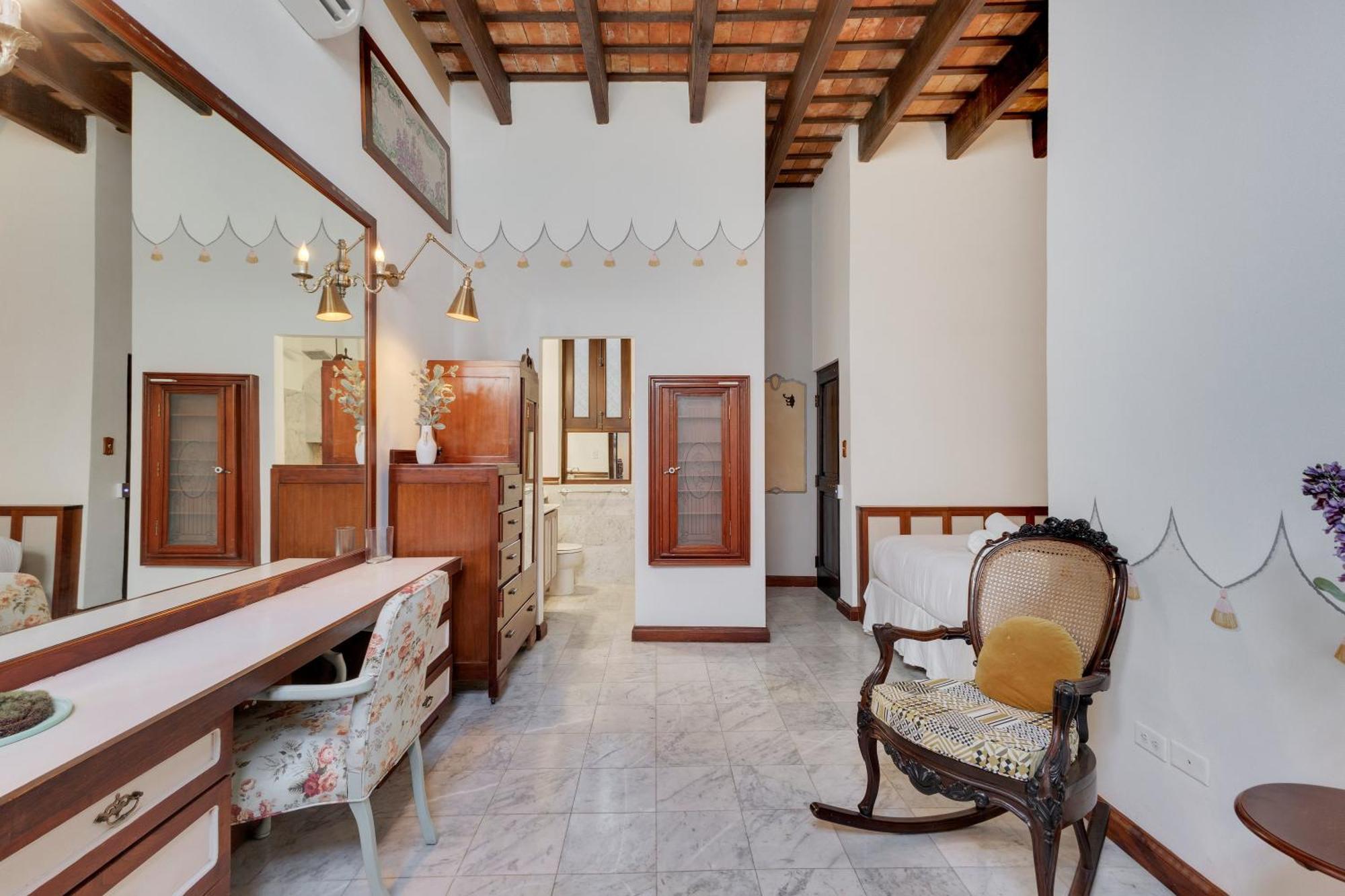Casa Lucienne Hotel