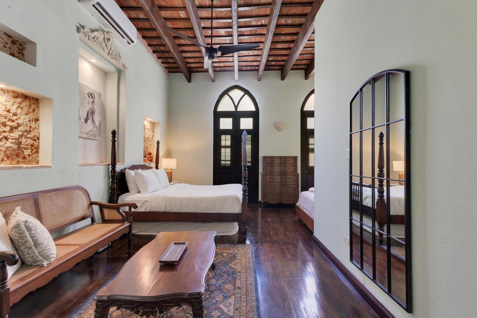 Hotel Casa Lucienne 5*