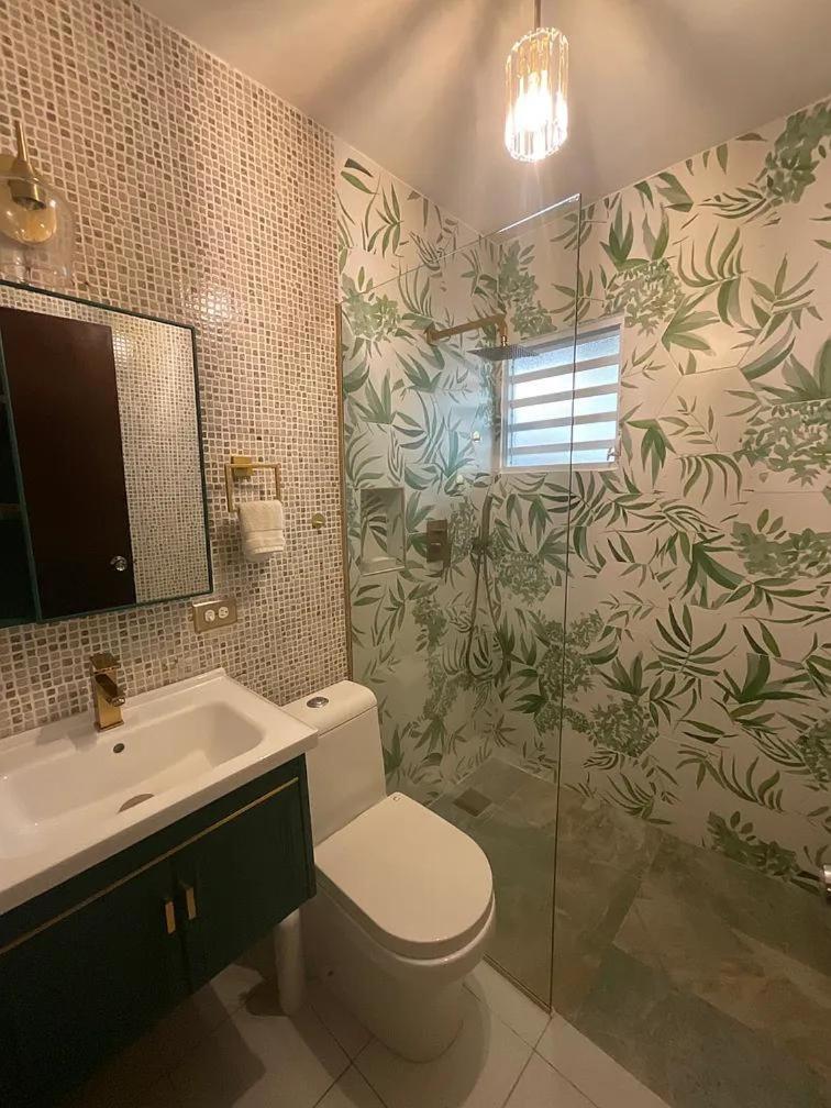The Westside Plaza Apartamento