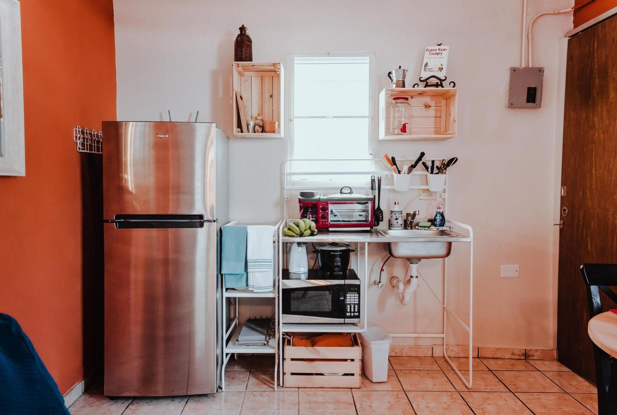 Apartment 2 Cozy College Student With Ac, Wi-fi, Kitchenette San Juan
