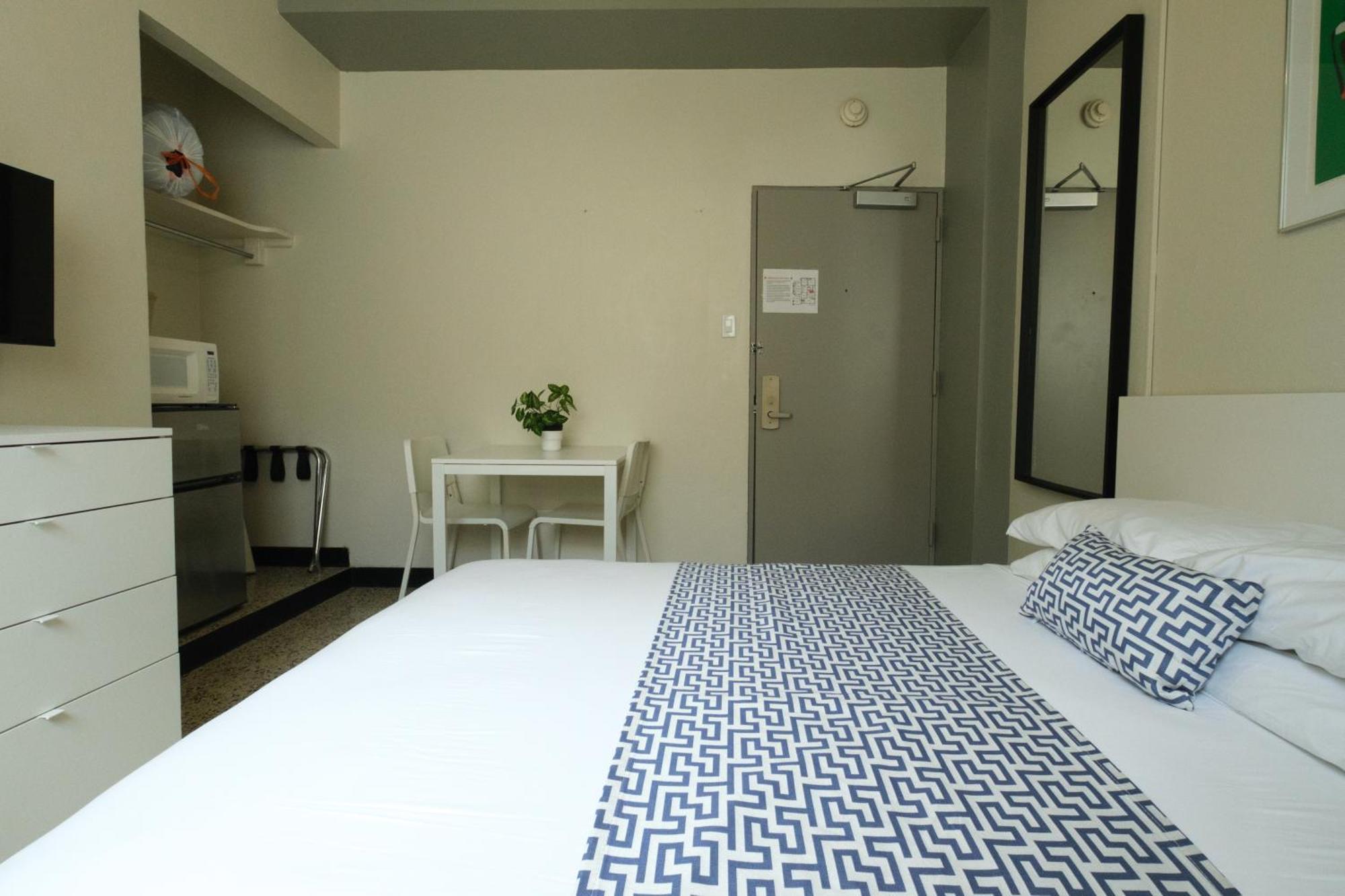 Olimpo Court Apartahotel
