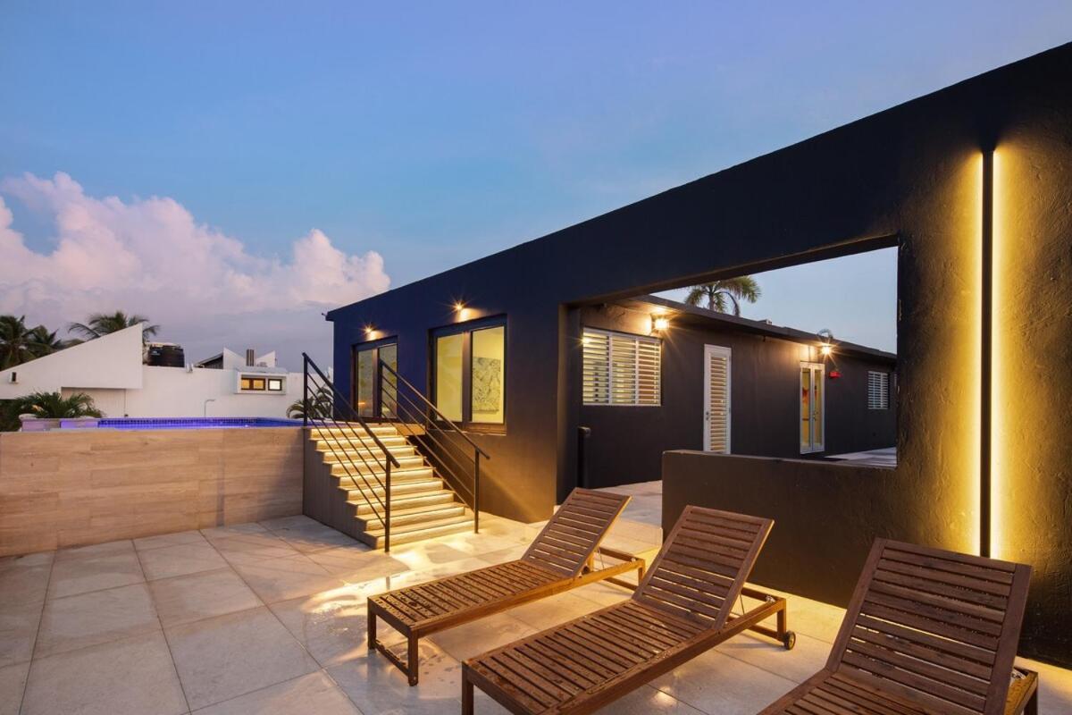 Casa Lux Oceanfront Pool And Car Add Ons San Juan