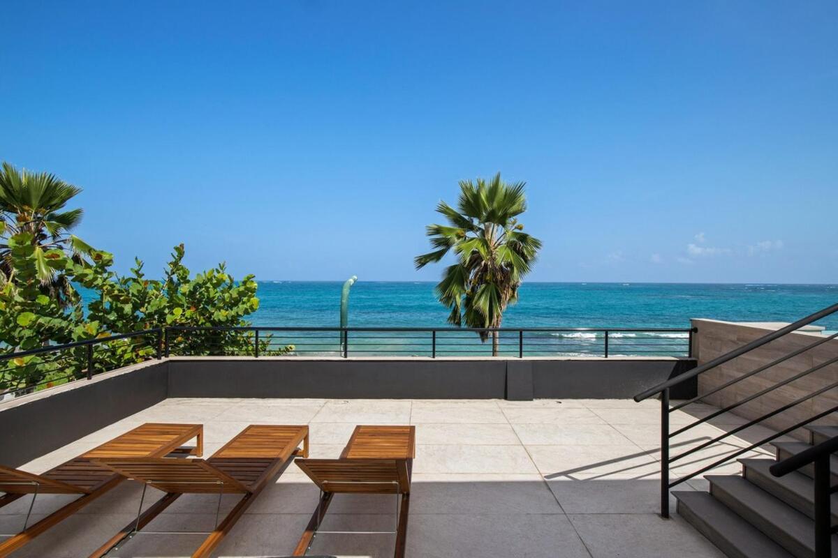 Holiday home Casa Lux Oceanfront Pool And Car Add Ons *
