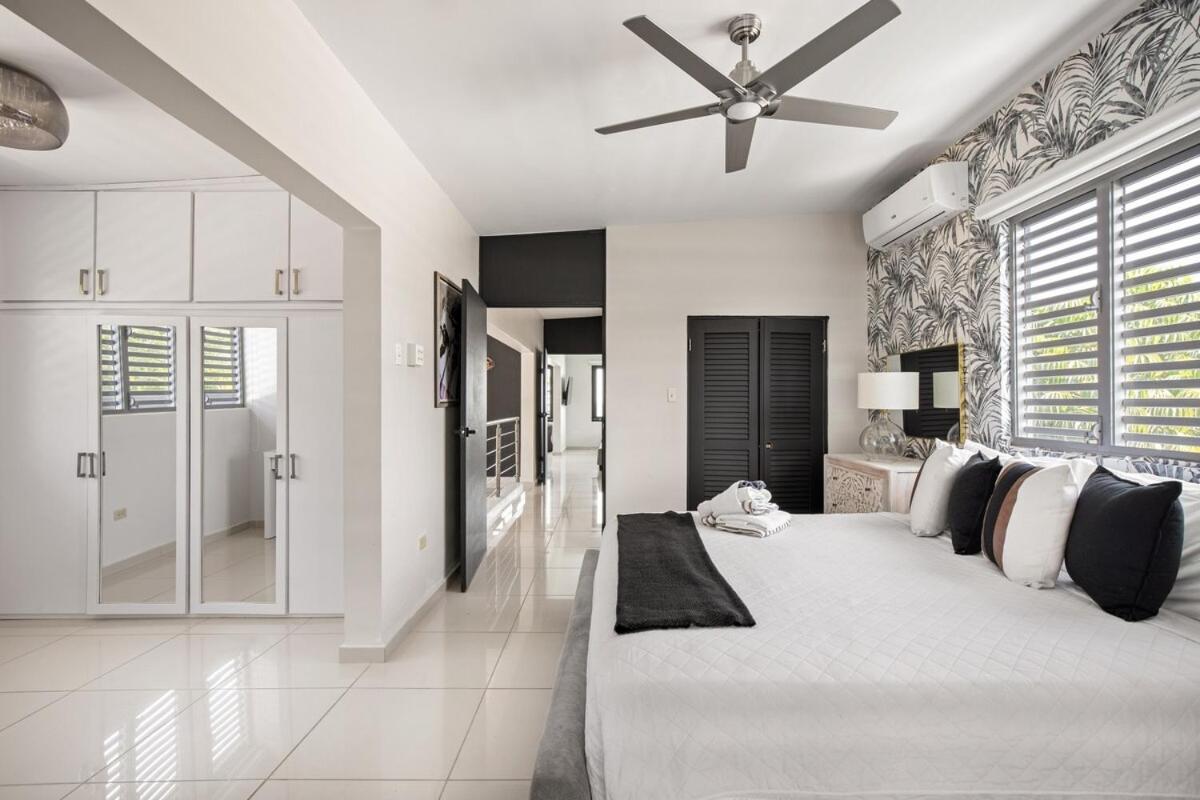 Casa Lux Oceanfront Pool And Car Add Ons *