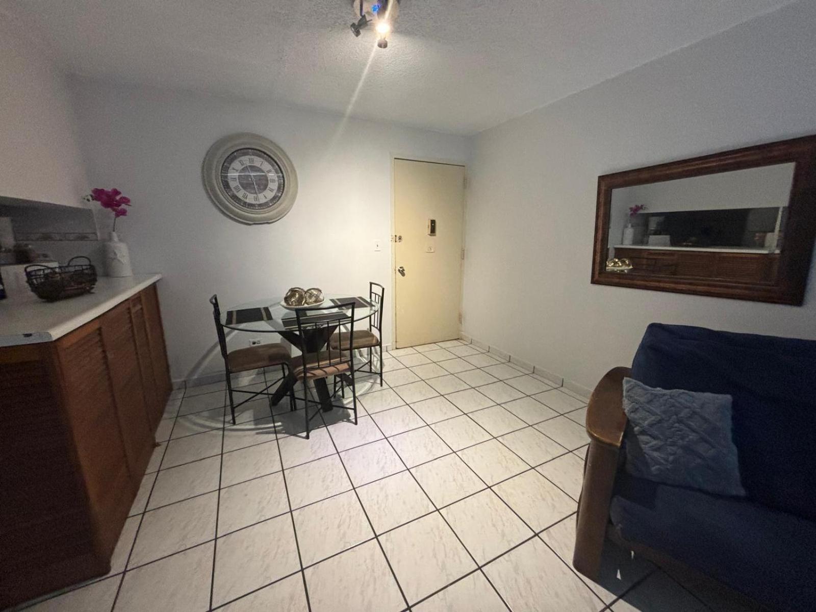 Isla Verde Beach Apartments Apartamento *
