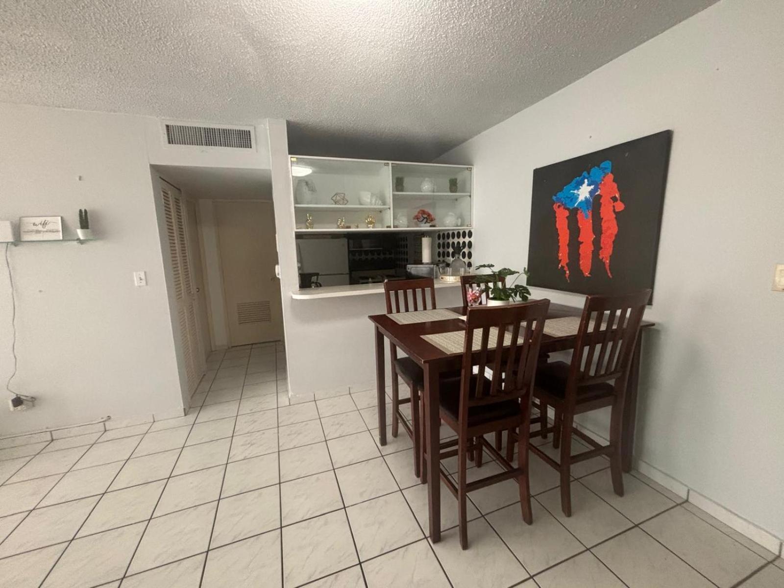 Isla Verde Beach Apartments