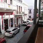 Colonial Style Apt Located In Great Location Osj