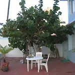Aleli By The Sea Guest House
