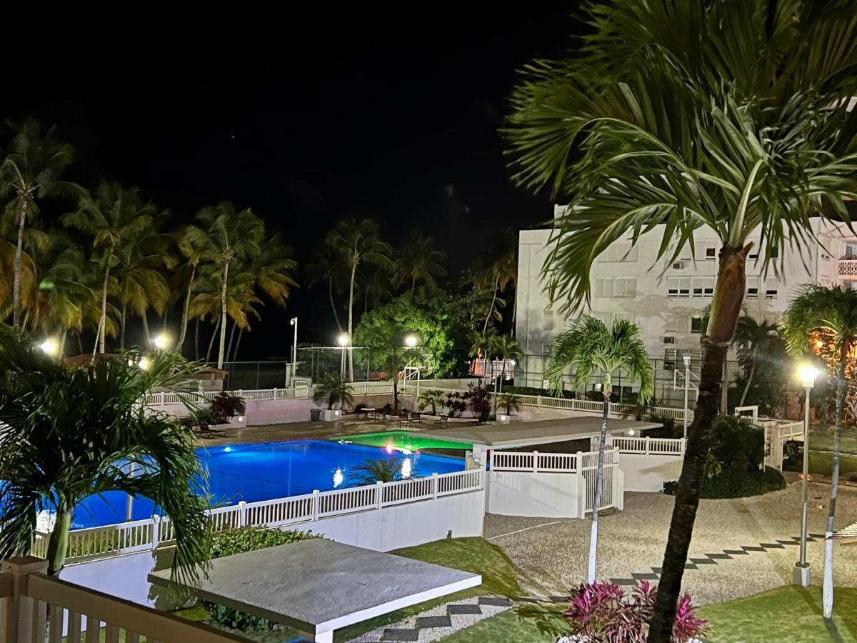 Beachfront Tropical Tantra San Juan