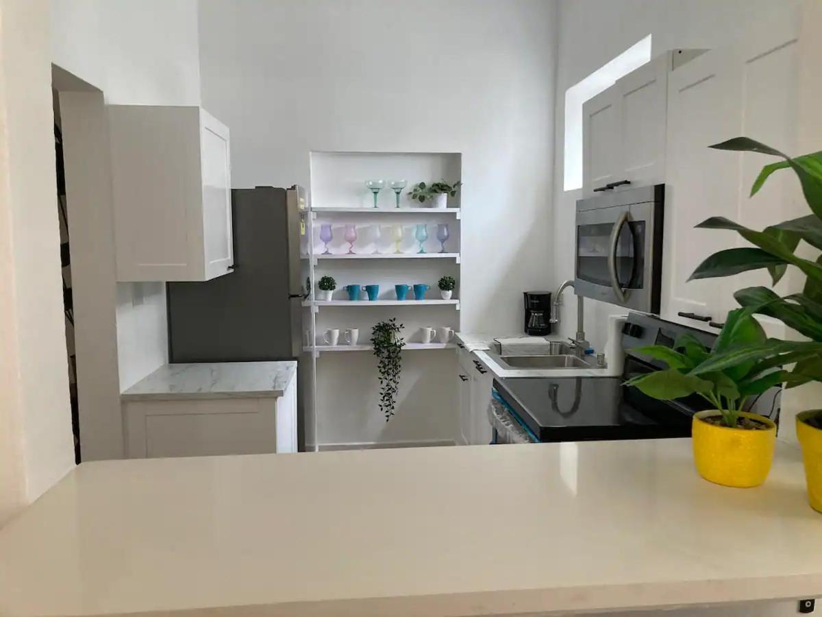 Casa Blanca In The Heart Of Miramar San Juan