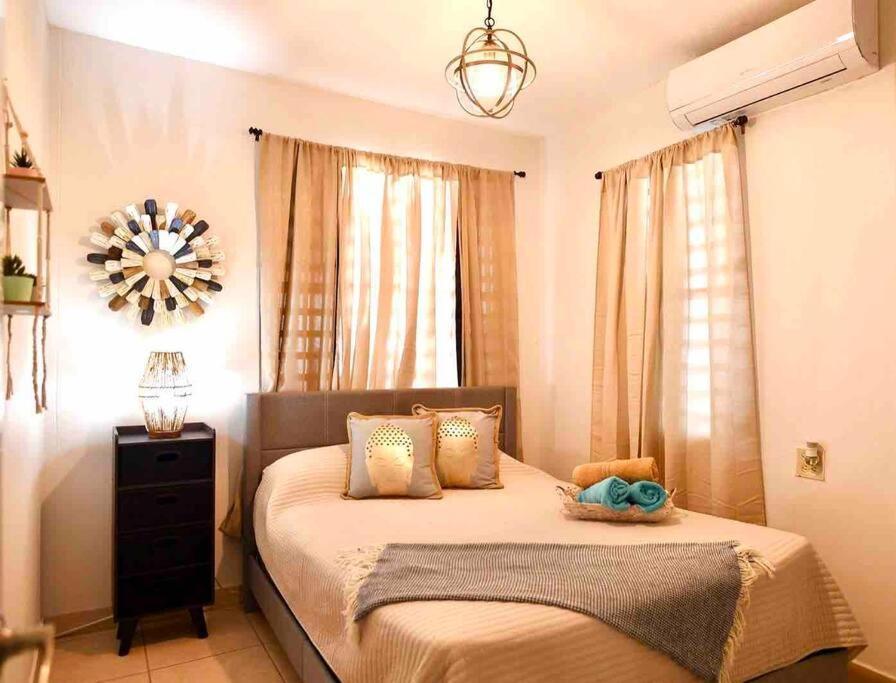 5 Min From Airport And Isla Verde Beach Best Location & Pool & Jacuzzi & Youtube Video Available * San Juan