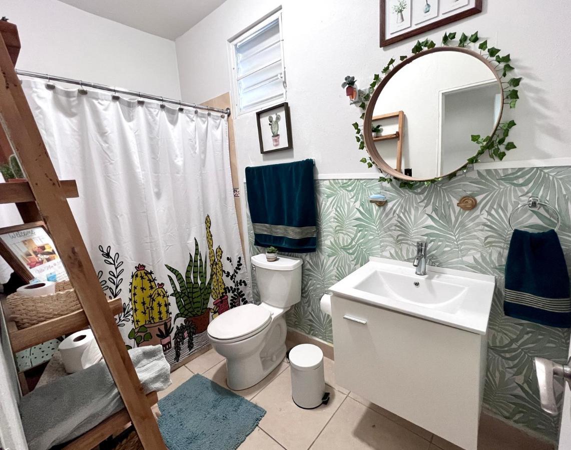 5 Min From Airport And Isla Verde Beach Best Location & Pool & Jacuzzi & Youtube Video Available *