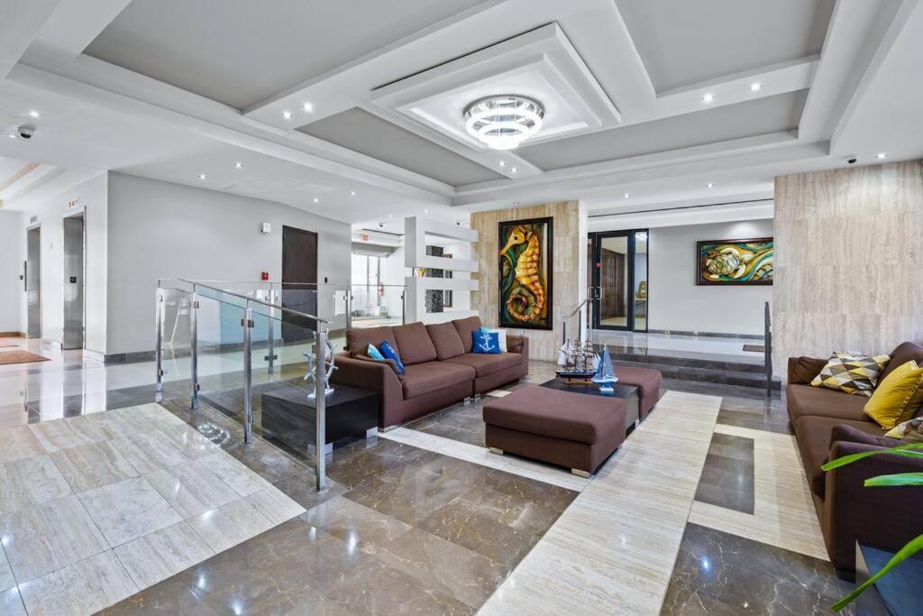 Apartamento Luxury Beachfront With Pool And Beachview Balcony San Juan