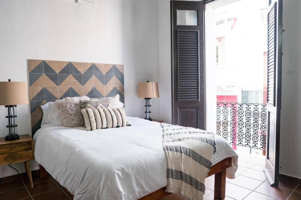 Historic W/ 3br Near La Fortaleza Osj