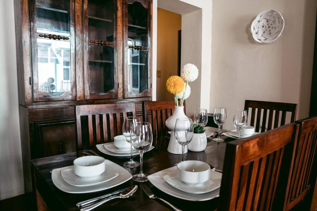 Colonial Style Apt Located In Great Location Osj Apartamento San Juan
