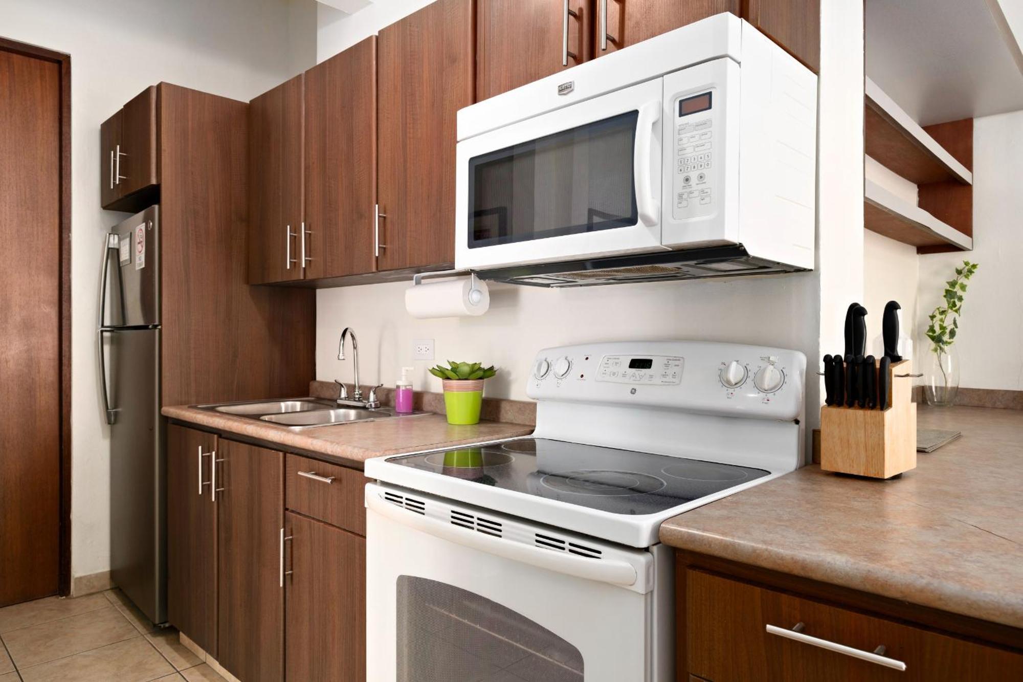 Condado & Rooftop Garden For Large Groups - 2 Apartamento *