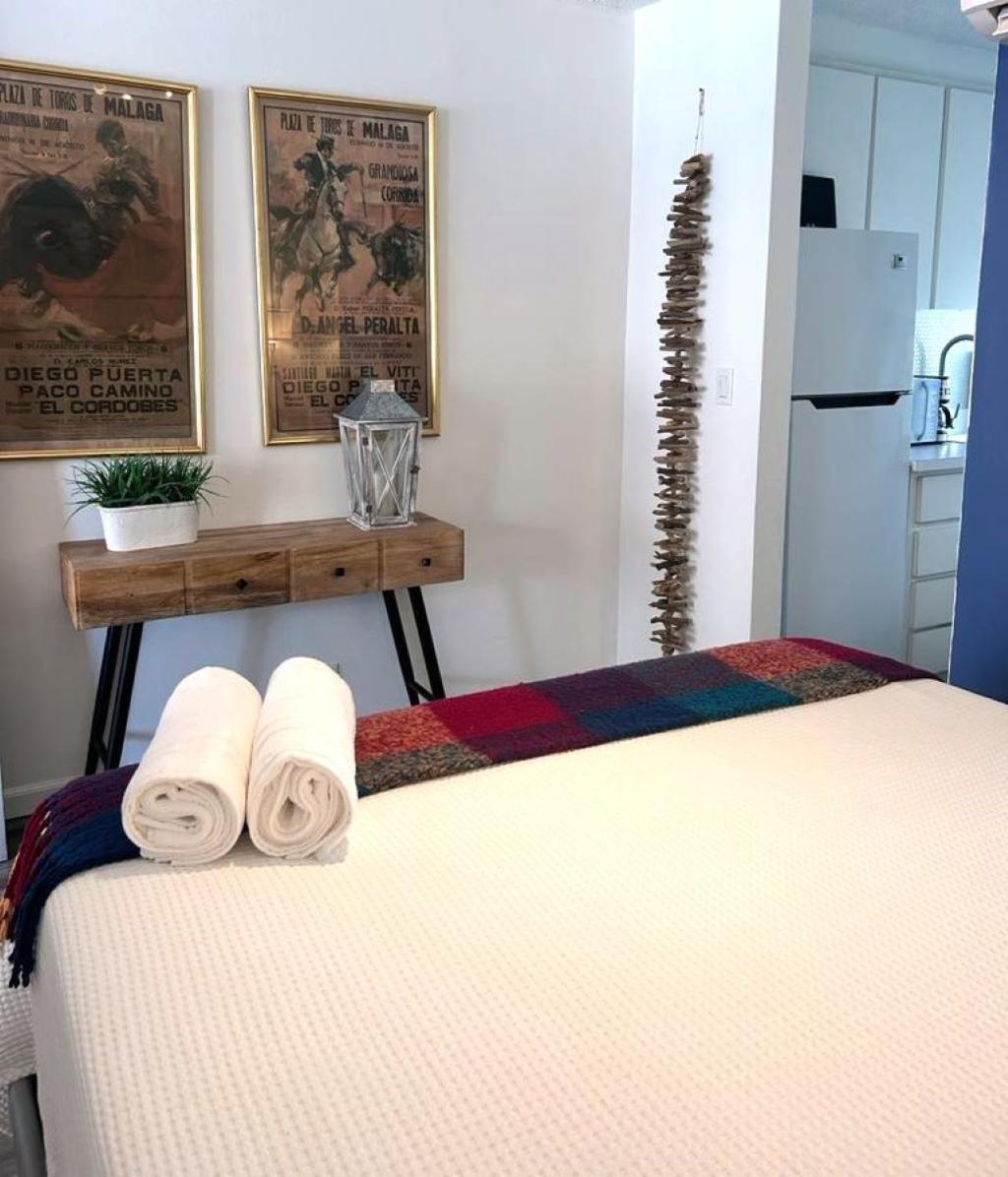 Kasa Galicia Beachfront Studio Pool Beach Access Apartment *