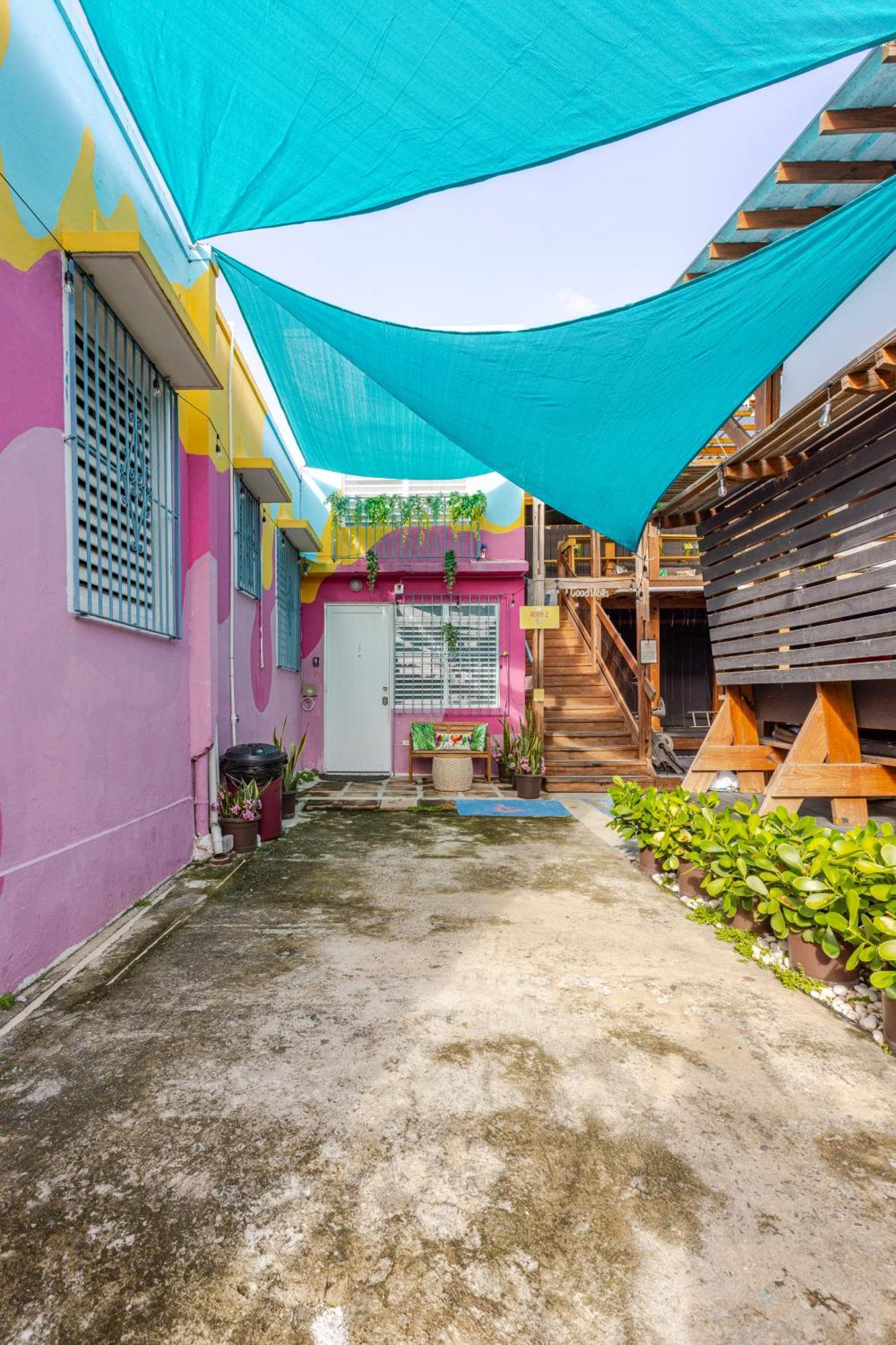 City Beach Apartments *