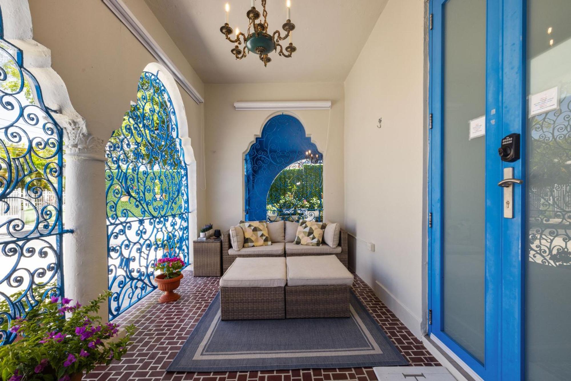 Elegant With Balcony Private - Self Check In - Mm1 San Juan